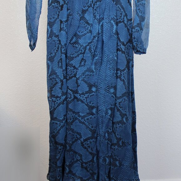 NWT Burberry Silk Snake Print Midi Dress | Elegant & Chic for Work & Events - Picture 16 of 16